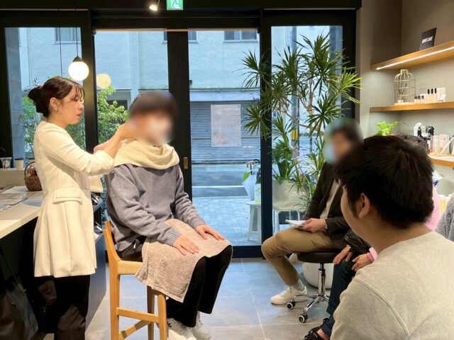 スキンケアワークショップ＿洗顔デモ