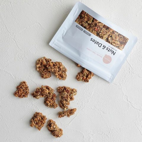 オーツクッキーナッツ&デーツ